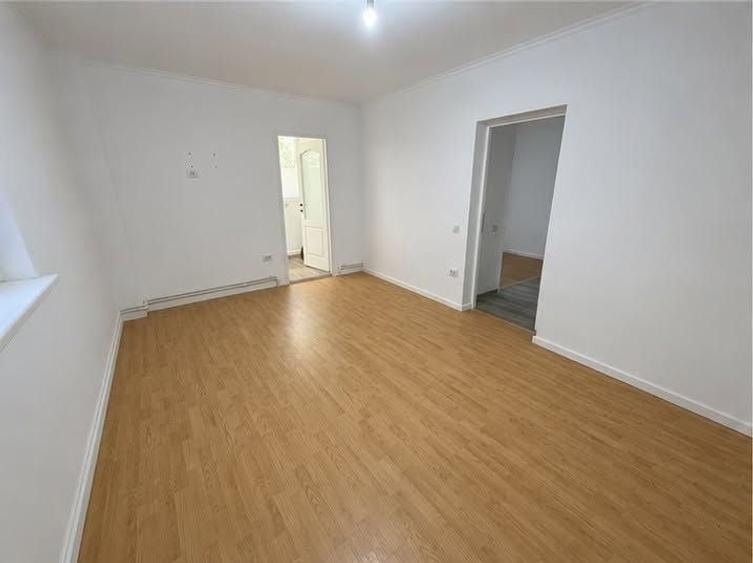 Apartament cu 2 camere decomandat, mobilat în Dorobanți