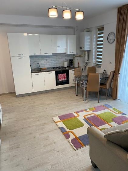 Apartament cu 2 camere decomandat, mobilat în Nord