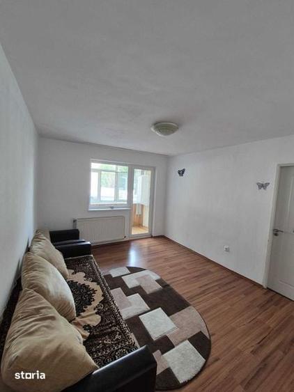 Inchiriez apartament Alba Iulia locatie buna - 1