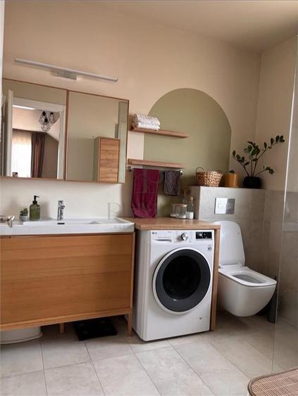 Apartament cu 3 camere decomandat în Dumbrăvița