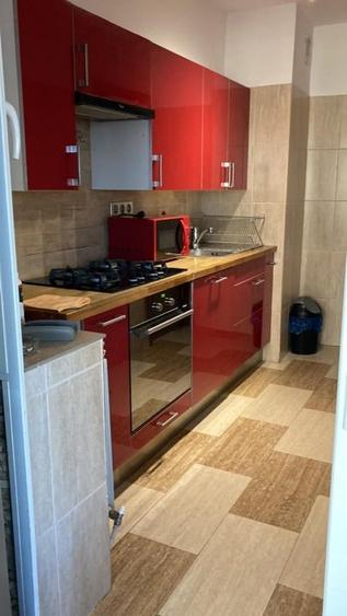 Apartament cu 3 camere decomandat, mobilat în Dorobanți