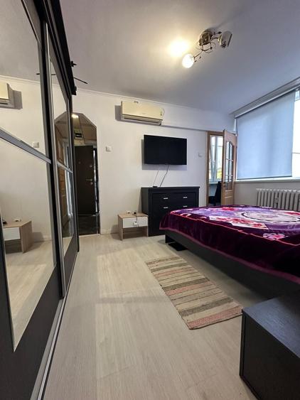 Apartament cu 2 camere semidecomandat în Borș