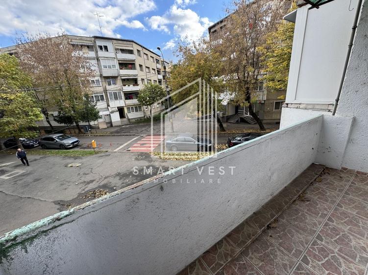 Apartament cu 2 camere semidecomandat în Micro 16