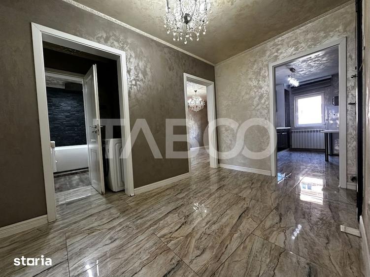 Apartament cu 4 camere decomandat în Ștrand