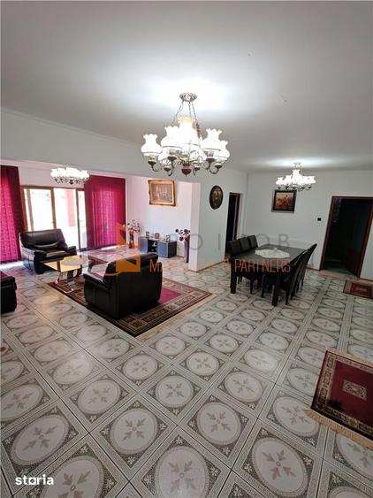Casă cu 5 camere cu Teren 1024 Mp în Galbenu