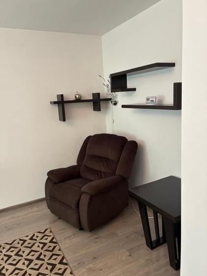 Apartament cu 2 camere semidecomandat, mobilat în Aviației