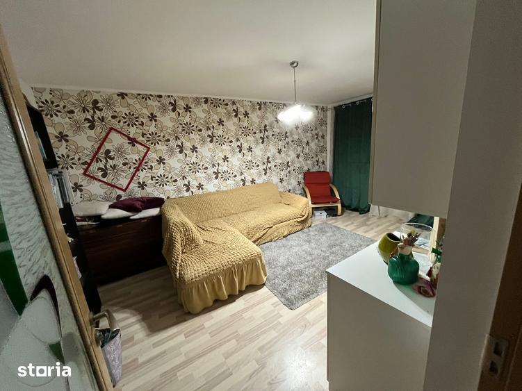 Apartament cu 3 camere în Sud