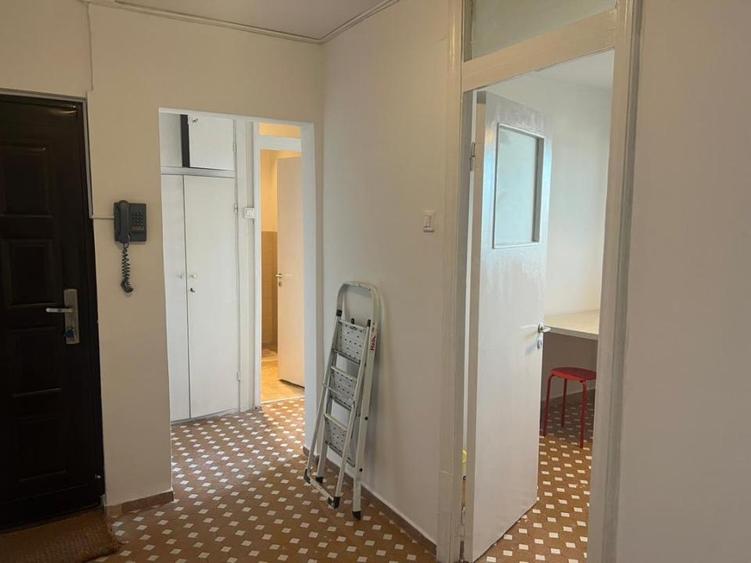 Apartament cu 3 camere în Moșilor