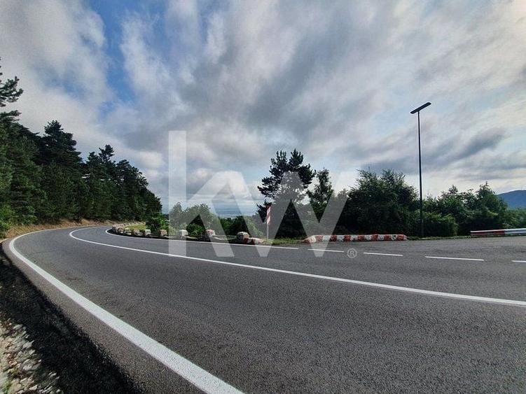 Teren Construcții intravilan de 6714 mp, în Drumul Poienii