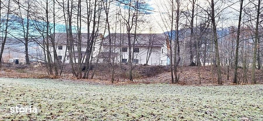 Teren de 1820 mp, în Bran