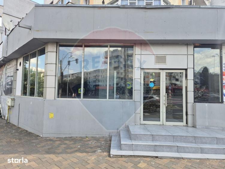 Spațiu comercial, de 60 mp, în Republicii