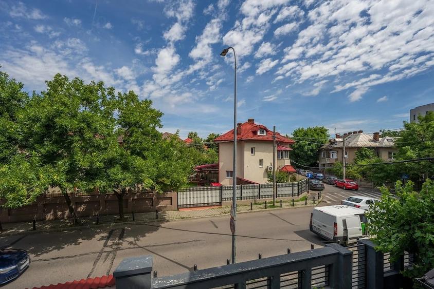 Spațiu comercial, de 100 mp, în Drumul Sării