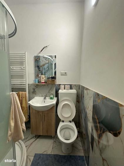 Casă cu 2 camere decomandat în Semicentral