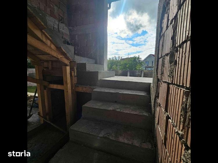 Casă cu 3 camere cu Teren 495 Mp în Sântandrei