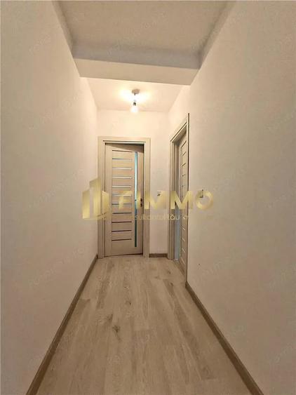 Apartament cu 3 camere decomandat în Ipotești