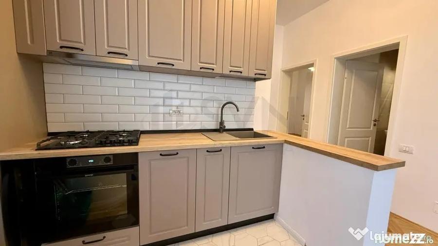 Apartament cu 3 camere semidecomandat, mobilat în Aviatorilor