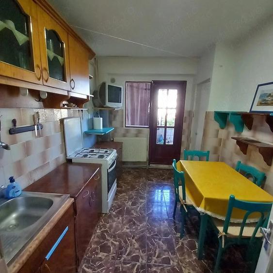 Apartament cu 2 camere decomandat în Siderurgiștilor
