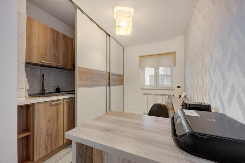 Apartament cu 3 camere decomandat în Dorobanți
