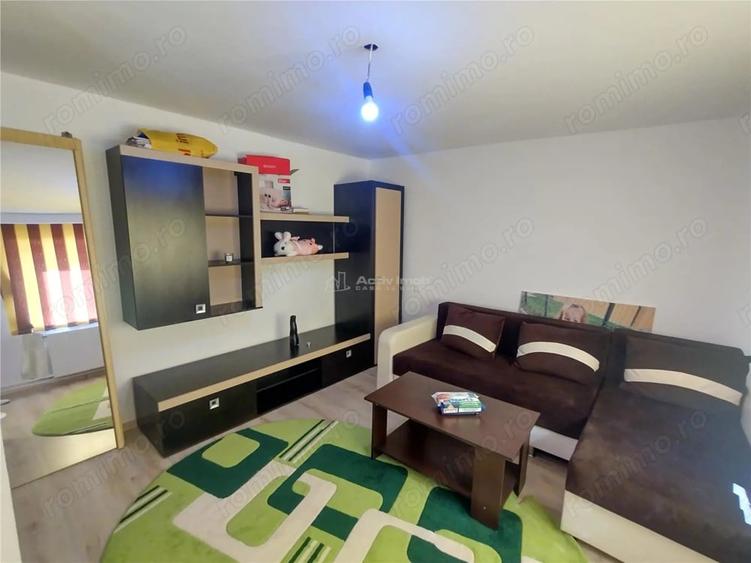 Casă cu Teren 1151 Mp în Oravița