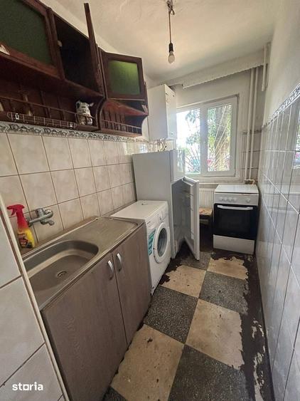 De vanzare apartament cu 2 camere si balcon,zona linistita.Pret:35000e - 6