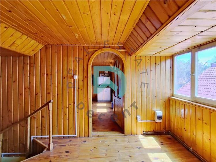Apartament cu 5 camere semidecomandat în Brașovul Vechi