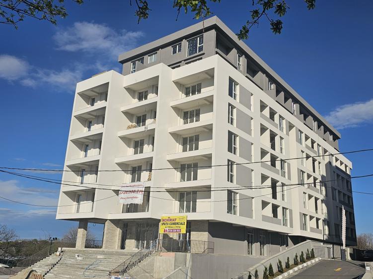 Apartament cu 2 camere decomandat în Vitan