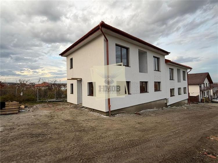 Duplex cu 4 camere cu Teren 300 Mp în Șura Mică