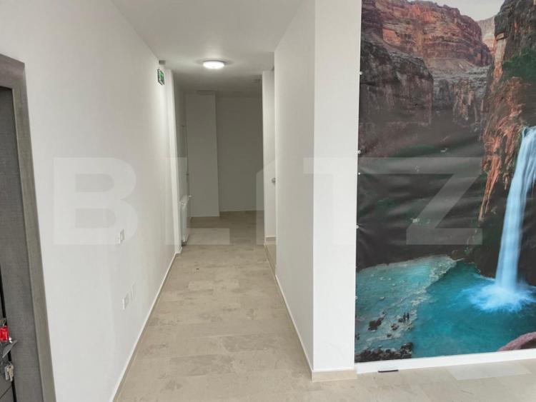 Spațiu comercial, de 600 mp, în Central