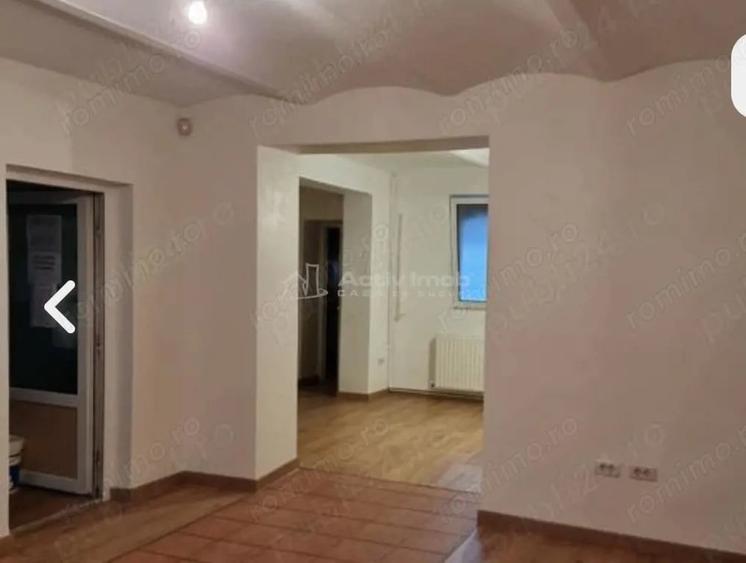 Apartament cu 3 camere decomandat în Podgoria