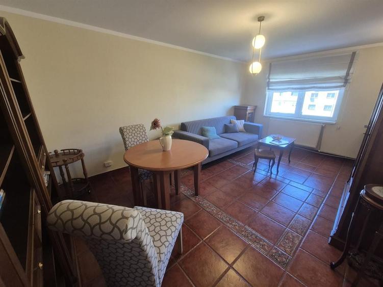 Apartament cu 3 camere în Tolstoi