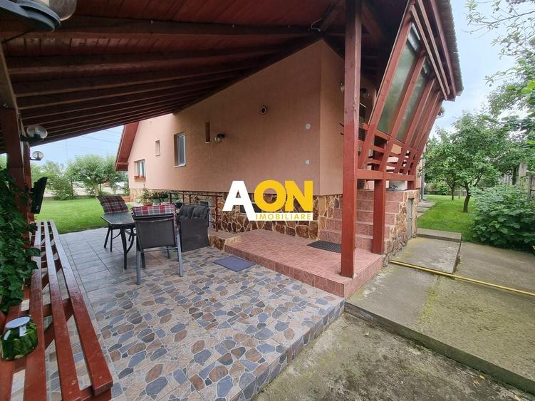 Casă individuală cu 5 camere cu Teren 660 Mp în Micești
