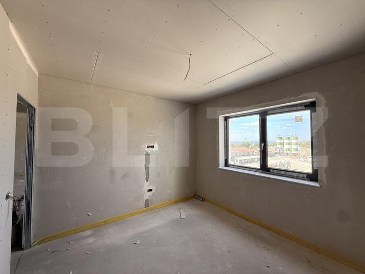 Apartament cu 2 camere decomandat în Est