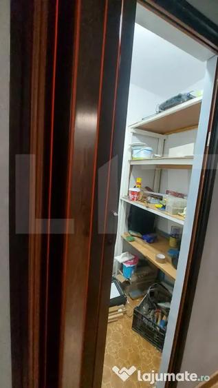 Apartament cu 3 camere decomandat în Simeria