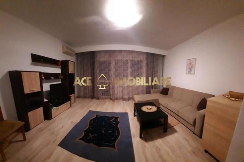 Apartament cu 3 camere decomandat, mobilat în Victoriei