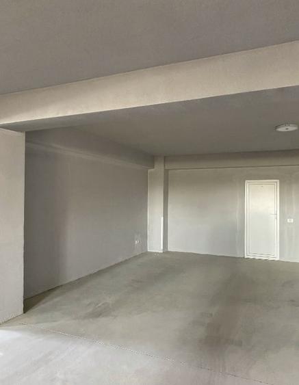 Inchiriez apartament de lux 2 camere + parcare subterana + boxa - 1