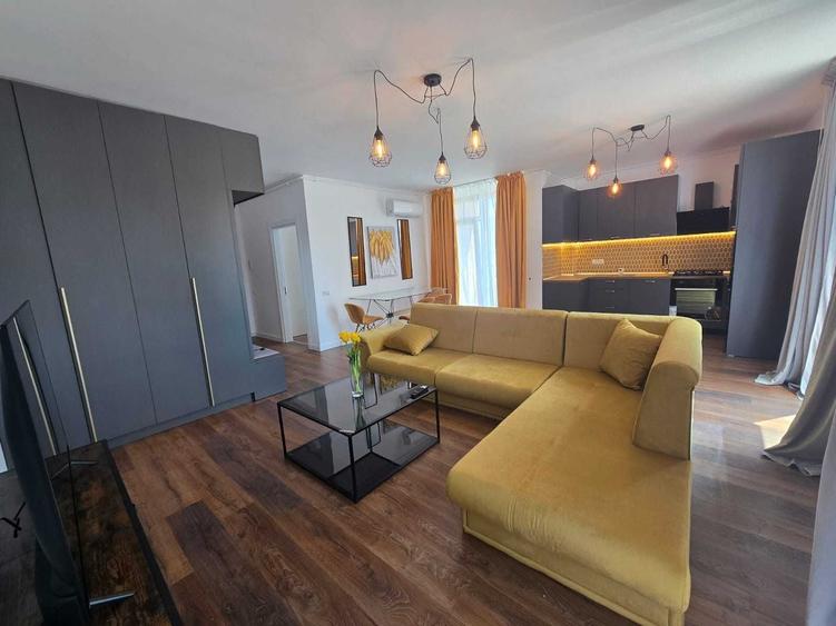 Apartament cu 2 camere decomandat în Exterior Vest