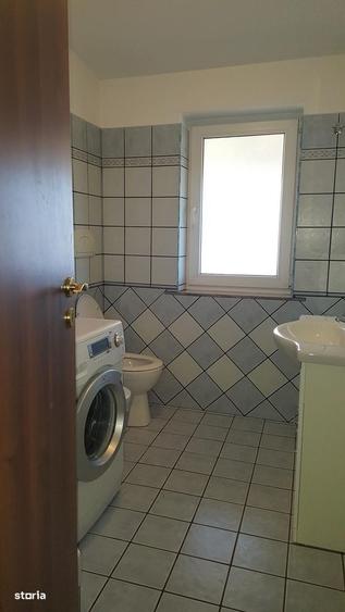 Apartament cu 4 camere decomandat în Blejoi
