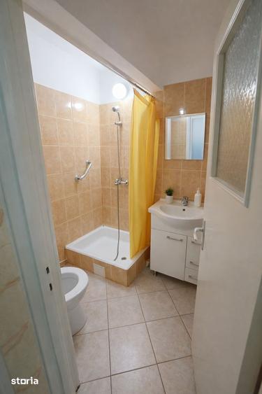 De Vanzare/Scimb Apartament 4 camere, balcon ?i terasa, Rogerius - 1