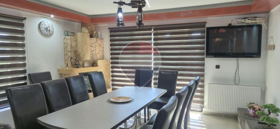 Casă individuală cu 7 camere cu Teren 583 Mp în Ocna Șugatag