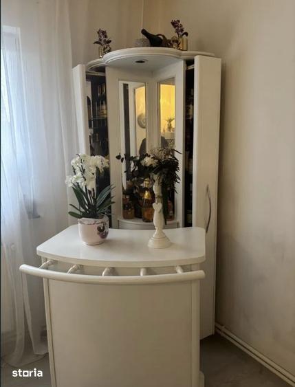 Casă cu 4 camere cu Teren 400 Mp în Craiovița Nouă