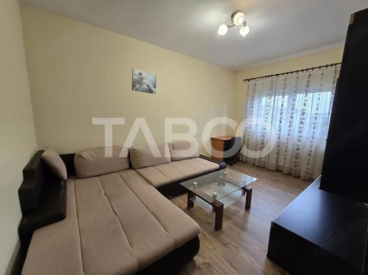 Apartament cu 2 camere decomandat în Piața Cluj