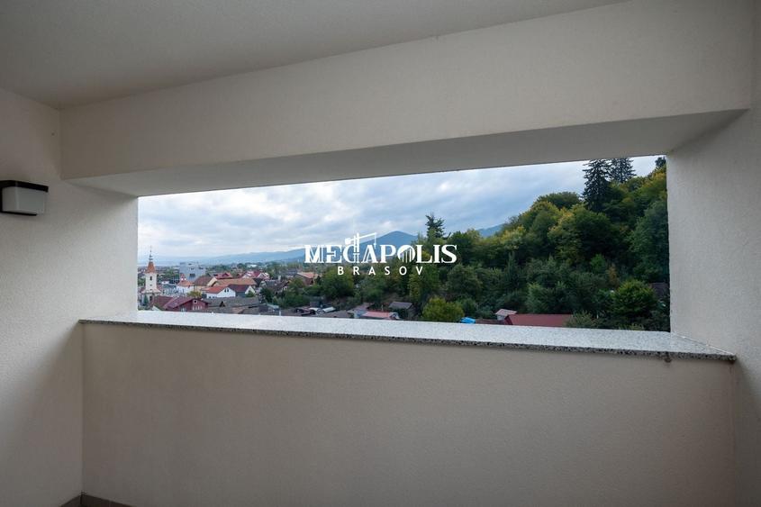 Penthouse cu 4 camere decomandat în Noua