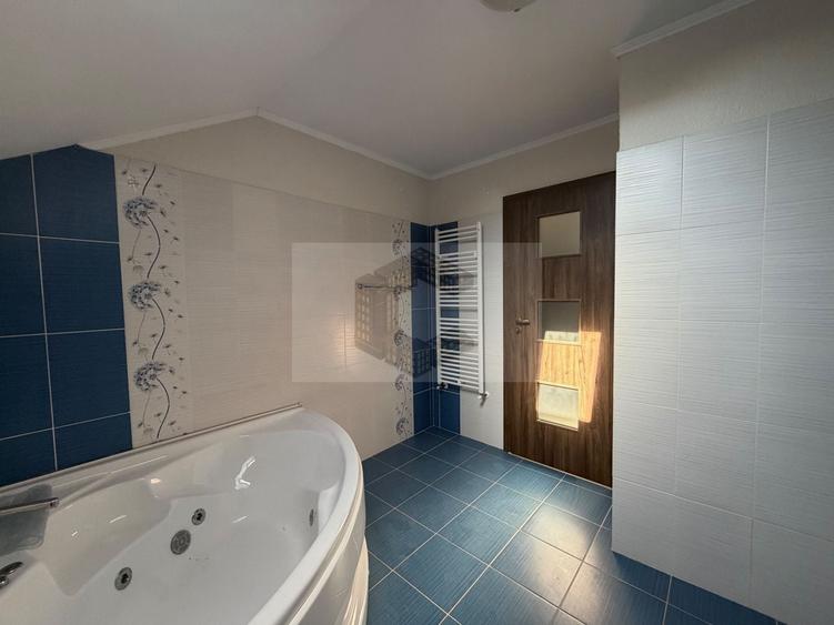 Duplex cu 4 camere cu Canalizare în Dumbrăvița