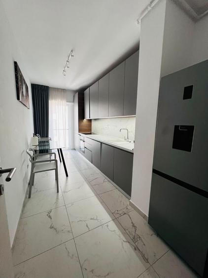 Apartament cu 2 camere decomandat în Aviației