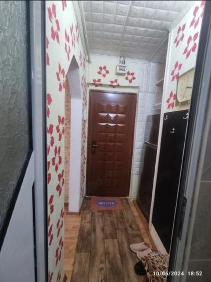 Garsonieră decomandată în Central
