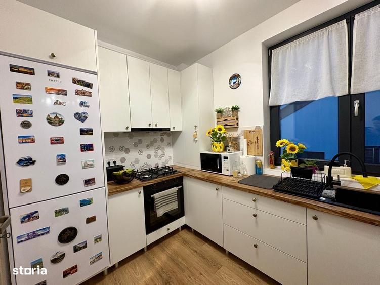 Apartament cu 4 camere în Cristian