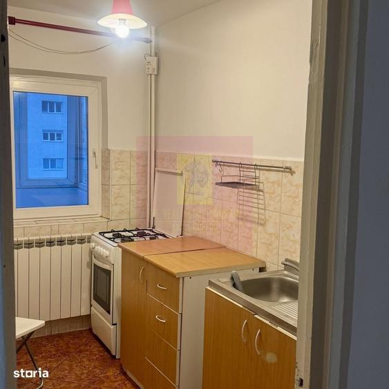 Garsonieră decomandată în Rahova