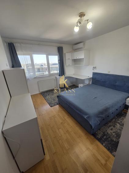 Apartament cu 3 camere, mobilat în Tei