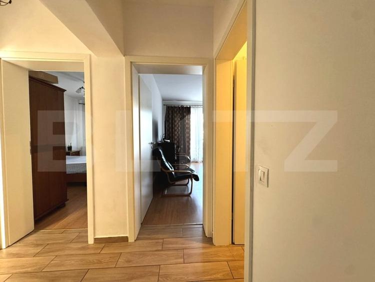 Apartament cu 2 camere decomandat, mobilat în Tractorul