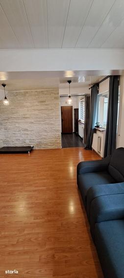 Apartament cu 4 camere în Contactoare
